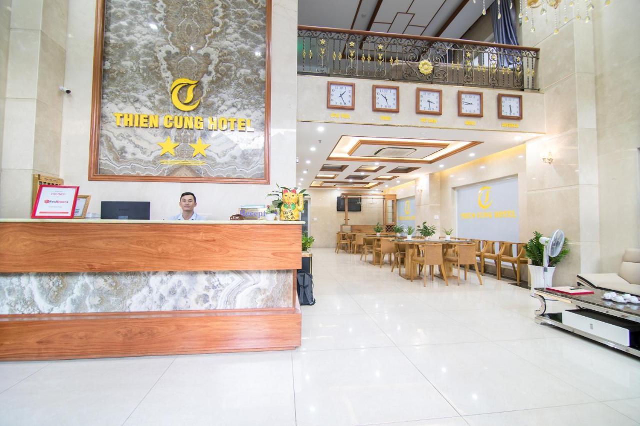 Reddoorz Plus Near Lotte Mart Cong Hoa Хошимін Екстер'єр фото